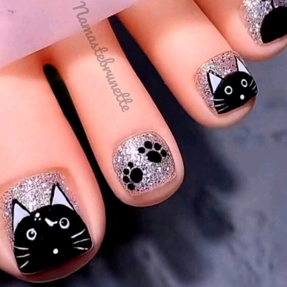 2/$16 Cat Glitter Press On Toenails - Picture 1 of 9
